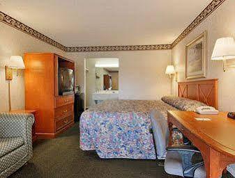 Rodeway Inn Leesburg Chain Of Lakes Exteriör bild