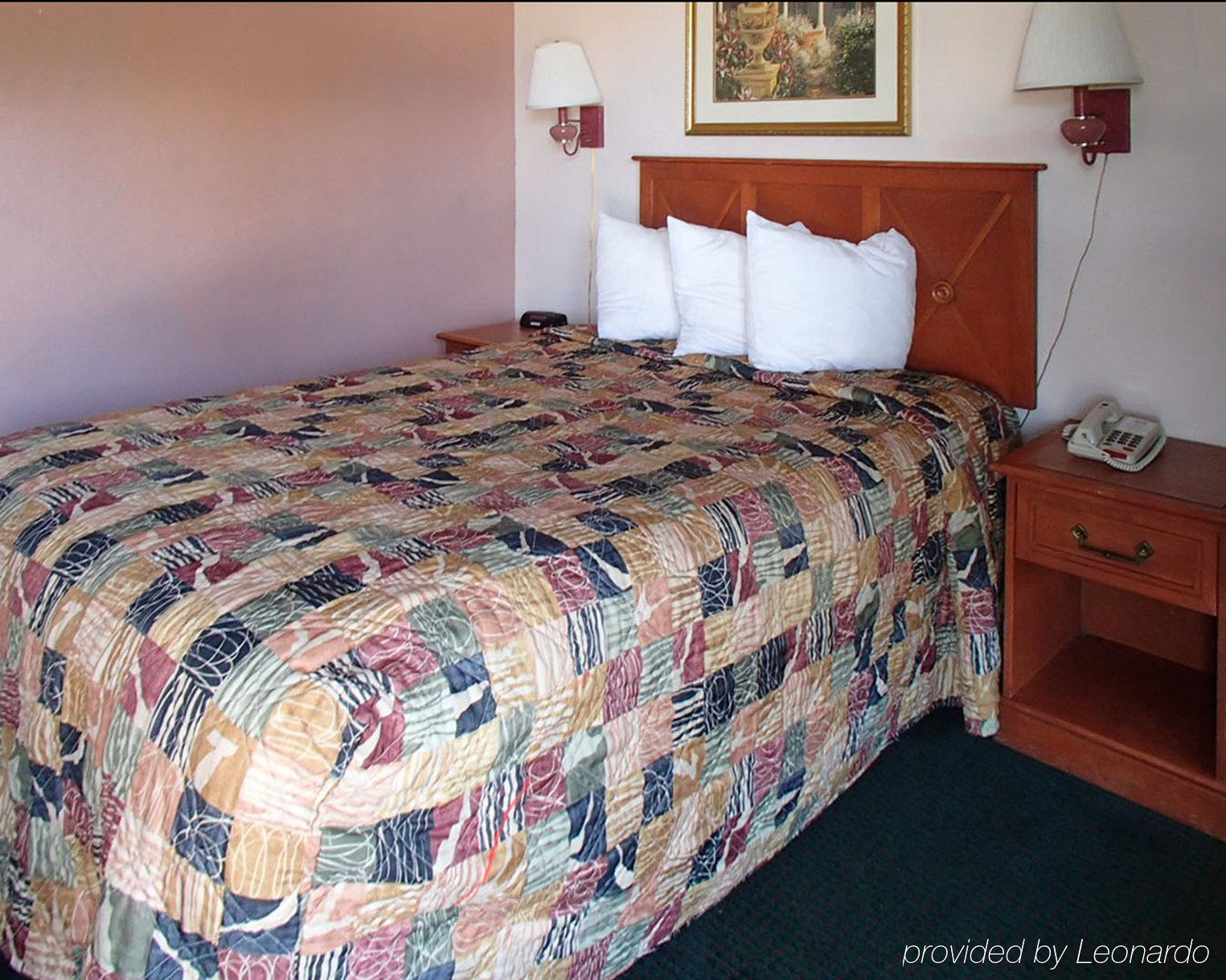 Rodeway Inn Leesburg Chain Of Lakes Exteriör bild